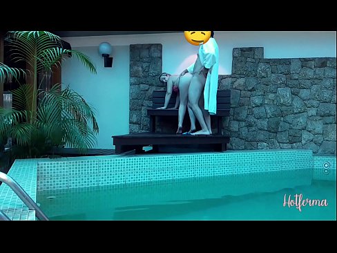 ❤️ Boss invita a cameriera à a piscina, ma ùn pudia resiste à un caldu ❤ Porno à co.ixiporn-com.ru ❌️❤